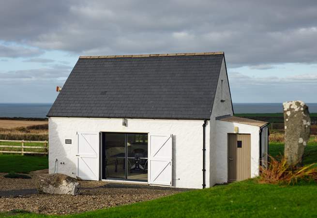Perfect on rainy days, a spacious games room. 