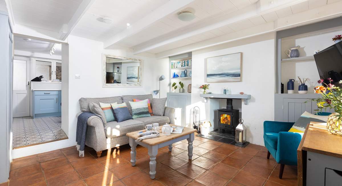 This cosy cottage is stylishly furnished to match its St Mawes seaside location.