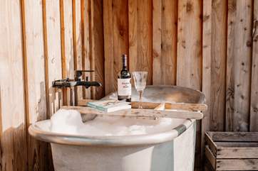 Enjoy bathing under the stars in your private al fresco bathtub.