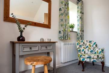 A pretty corner in the bedroom.