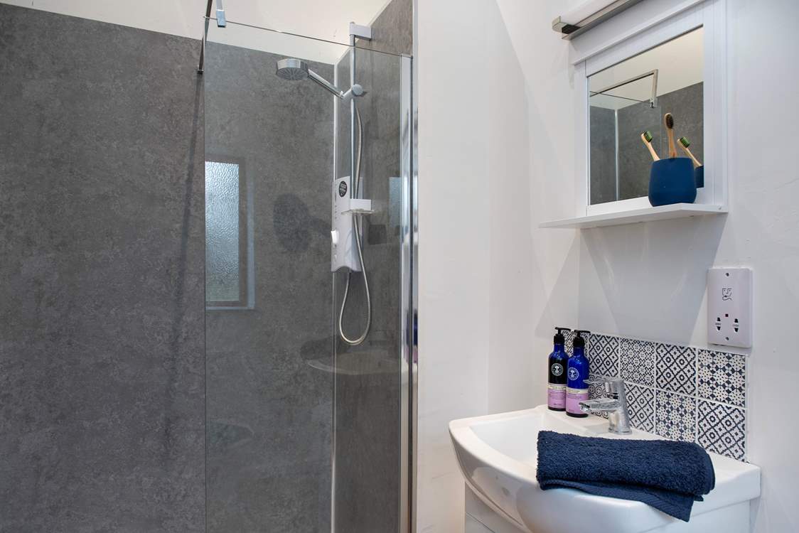 The stylish en suite shower-room.