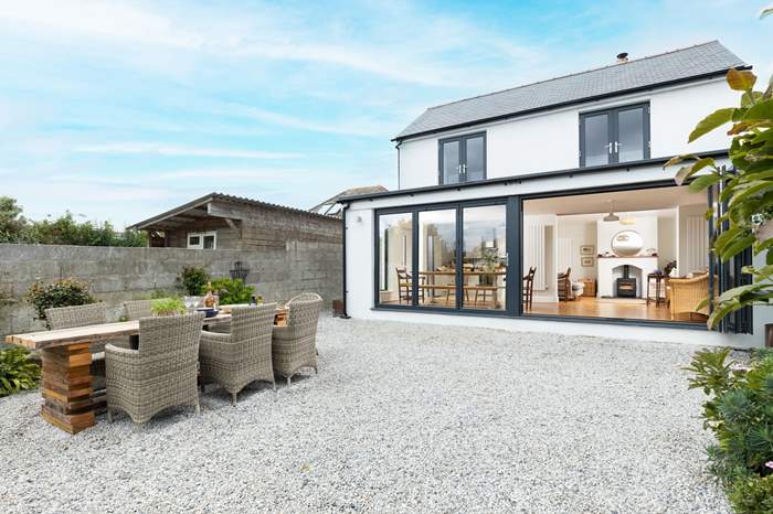 Little Croft,Sleeps 6 + cot, Portscatho