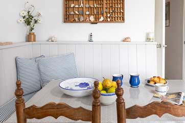 This gorgeous apartment has a seaside theme.