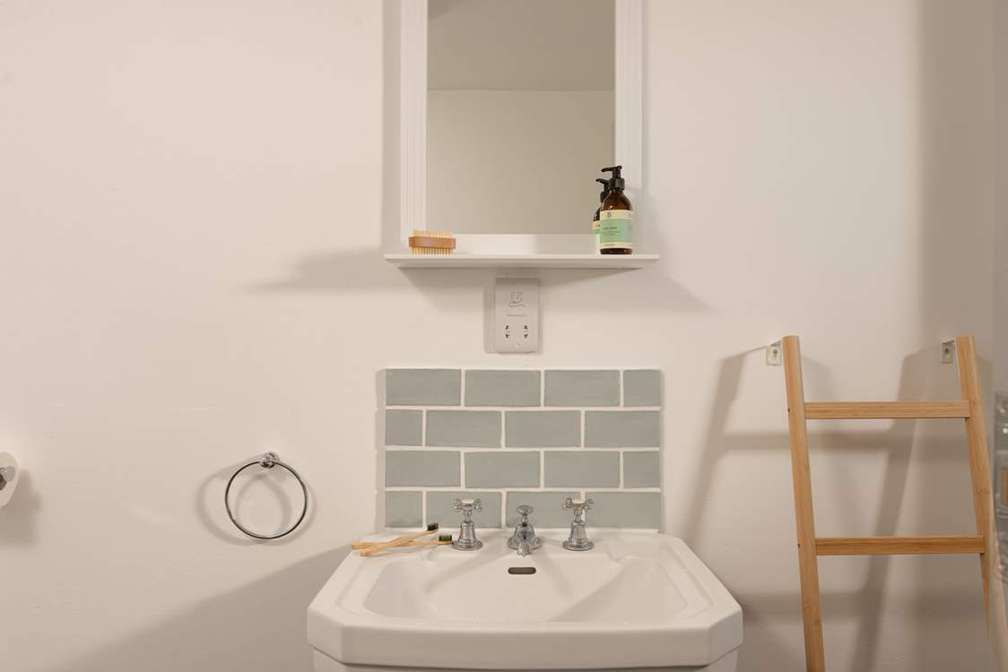 Lovely touches throughout.
