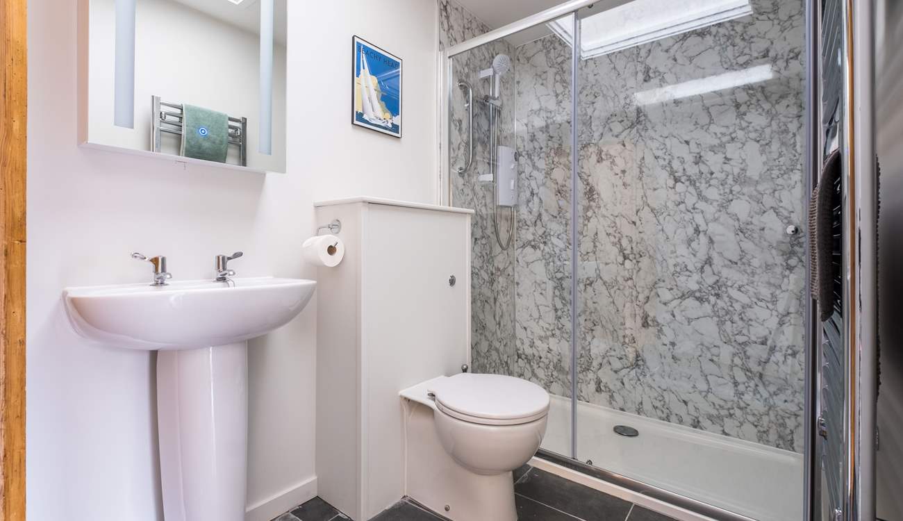 You will find an en suite shower-room through the adjoining door.