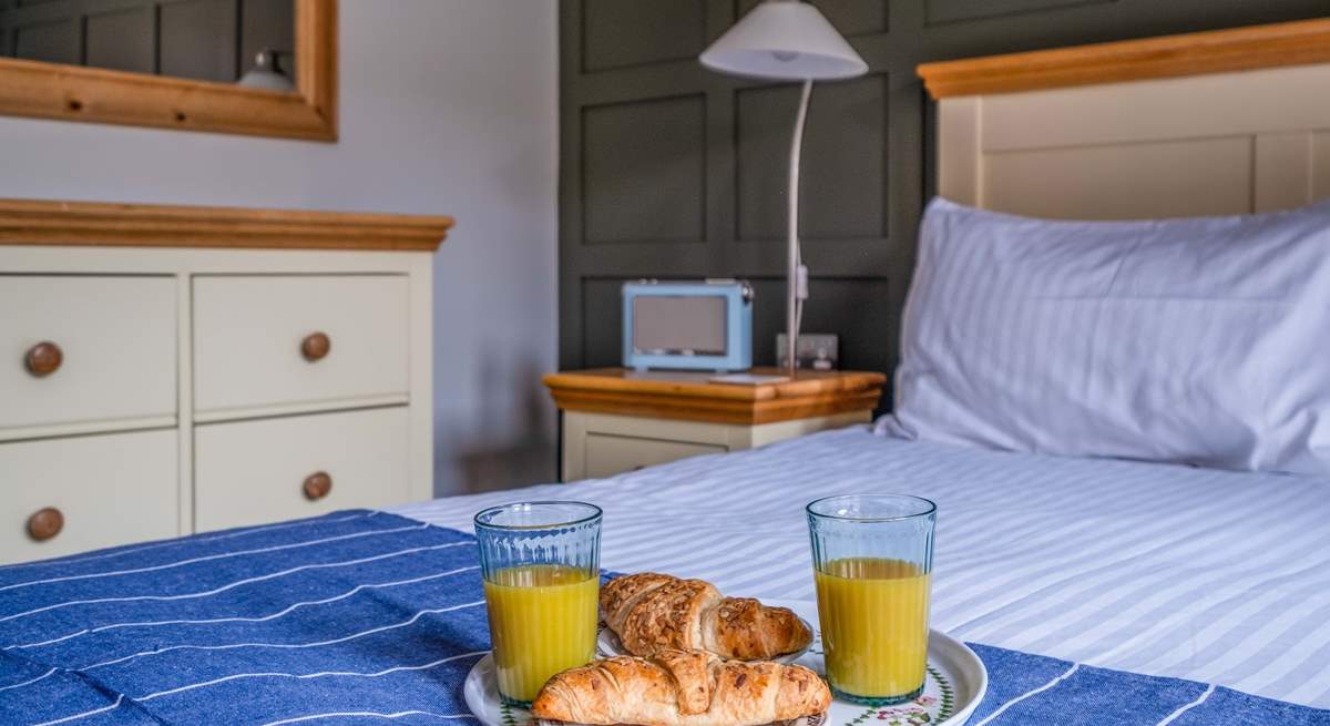 Enjoy a lazy morning and have breakfast in bed.