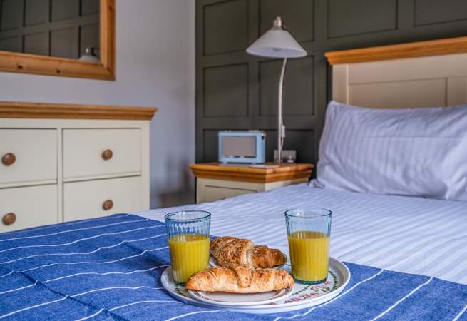 Enjoy a lazy morning and have breakfast in bed.