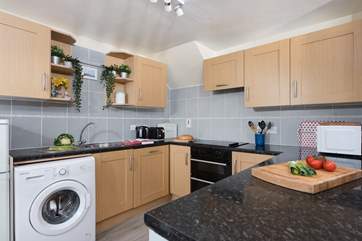 The kitchen has all the equipment you'll need to cook a delicious meal.
