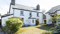 Pulborough House is situated in the lovely village of Lydford, amongst a handful of similar cottages and the cobbled area is shared. 