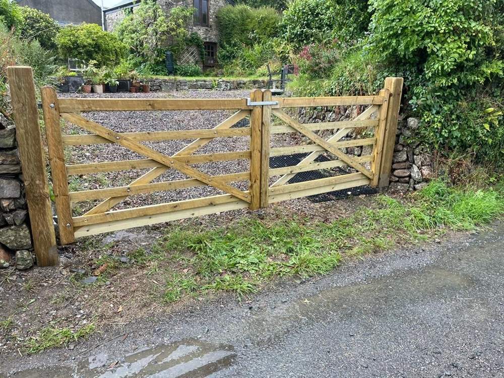 The back garden is enclosed by a handy gate.