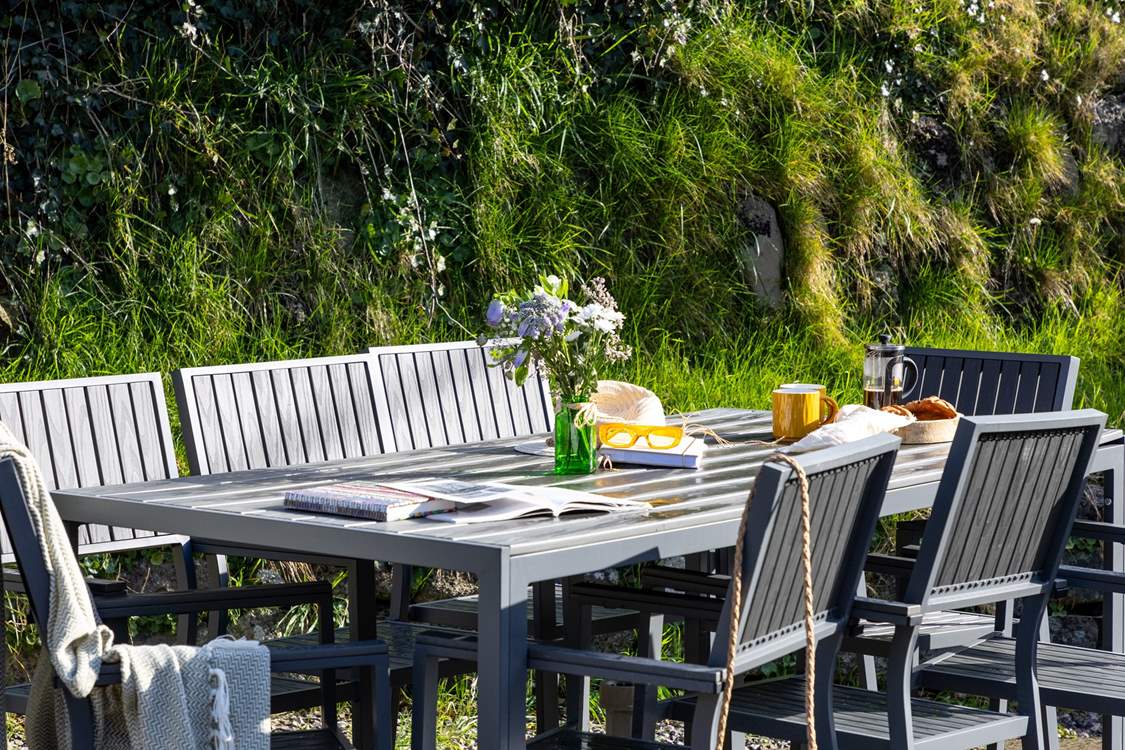 The large south facing back garden offers the perfect backdrop to any al fresco feast!