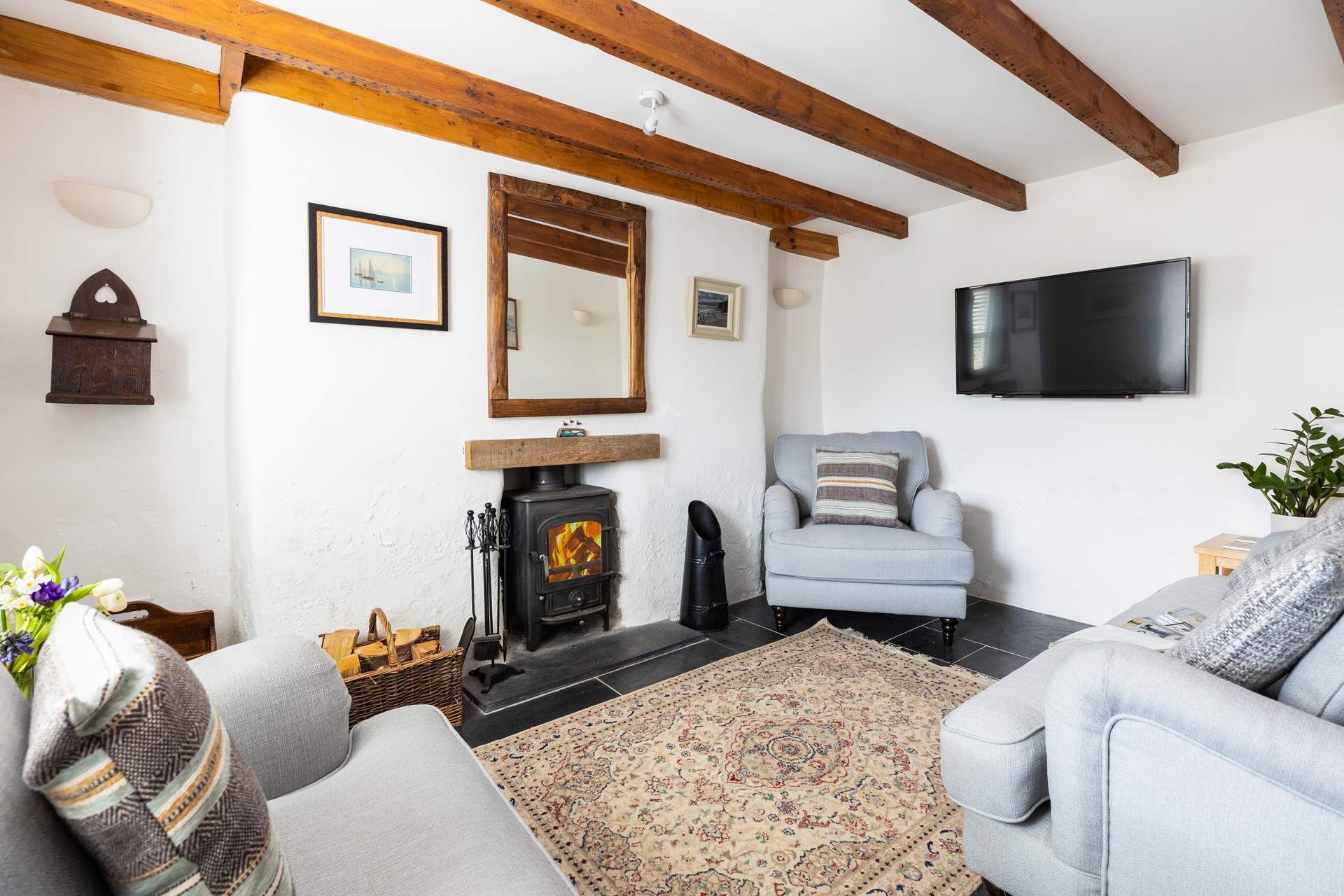 There are some delightful traditional features here.