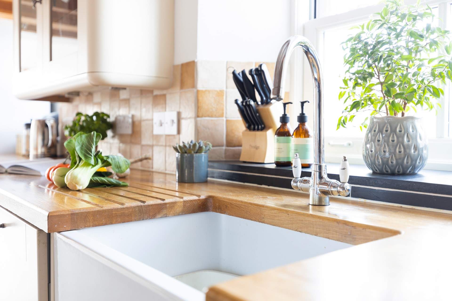 Shop at roadside stalls and farm shops for the freshest of Cornish produce.