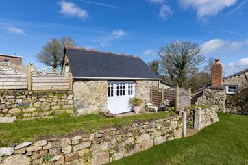 Lavender Barn is nestled in a small hamlet of similar properties.