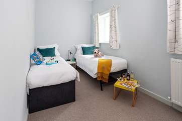 These beds can be made up as a king-size double if preferred, perfect for a couple or a fun room for the children.