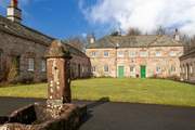 This gorgeous cottage has been converted from the historic estate buildings. Why not walk to the castle and indulge at the cafe?
