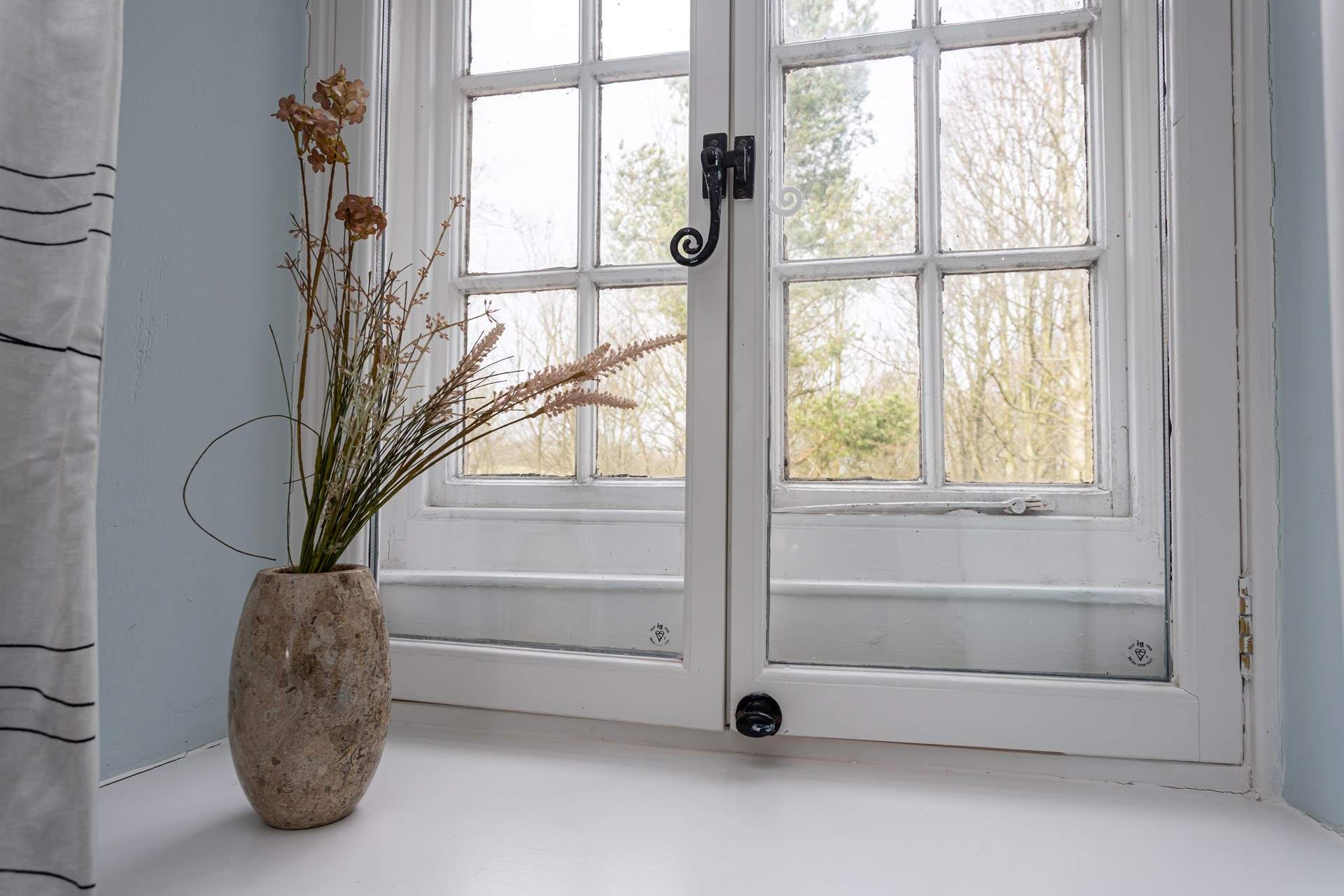 It's great that the original windows are still visible.