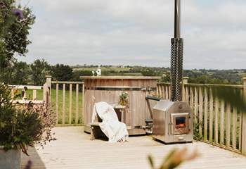 And admire the gentle Devonshire hills as you soak in the gorgeous hot tub. 