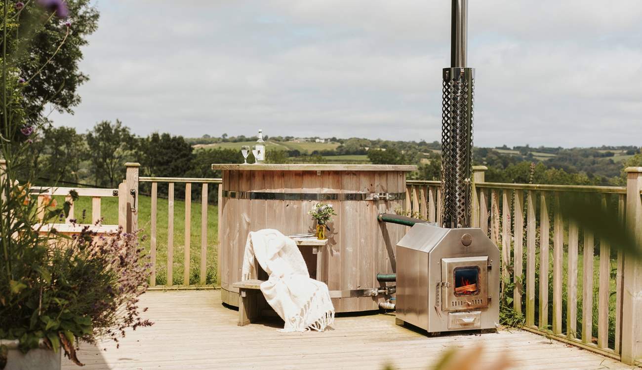 And admire the gentle Devonshire hills as you soak in the gorgeous hot tub. 