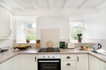 A great space to prepare a meal.