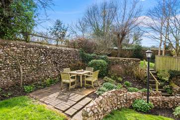 Sunny mornings spent here - bliss!