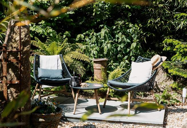 Or enjoy a game of cards with your favourite tipple.