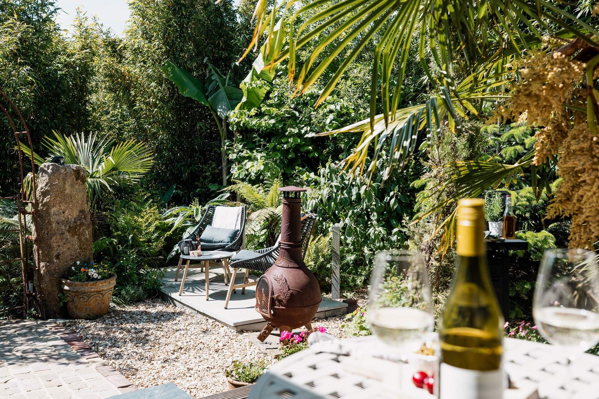 A peaceful and tranquil paradise. 