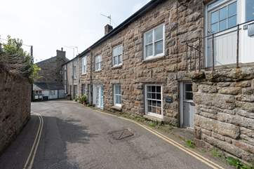 Please take care with children and dogs as Dove Cottage is located on the road.