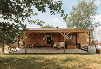 A perfect little hideaway in Devon... Welcome to Rancher's Hut.