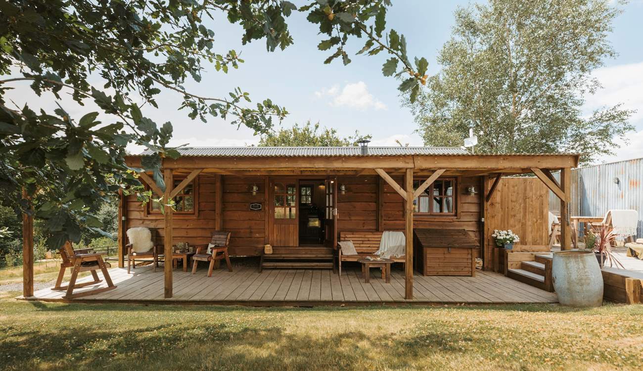 A perfect little hideaway in Devon... Welcome to Rancher's Hut.