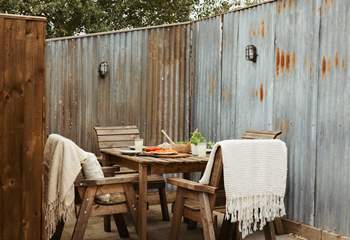 And enjoy dining al fresco.