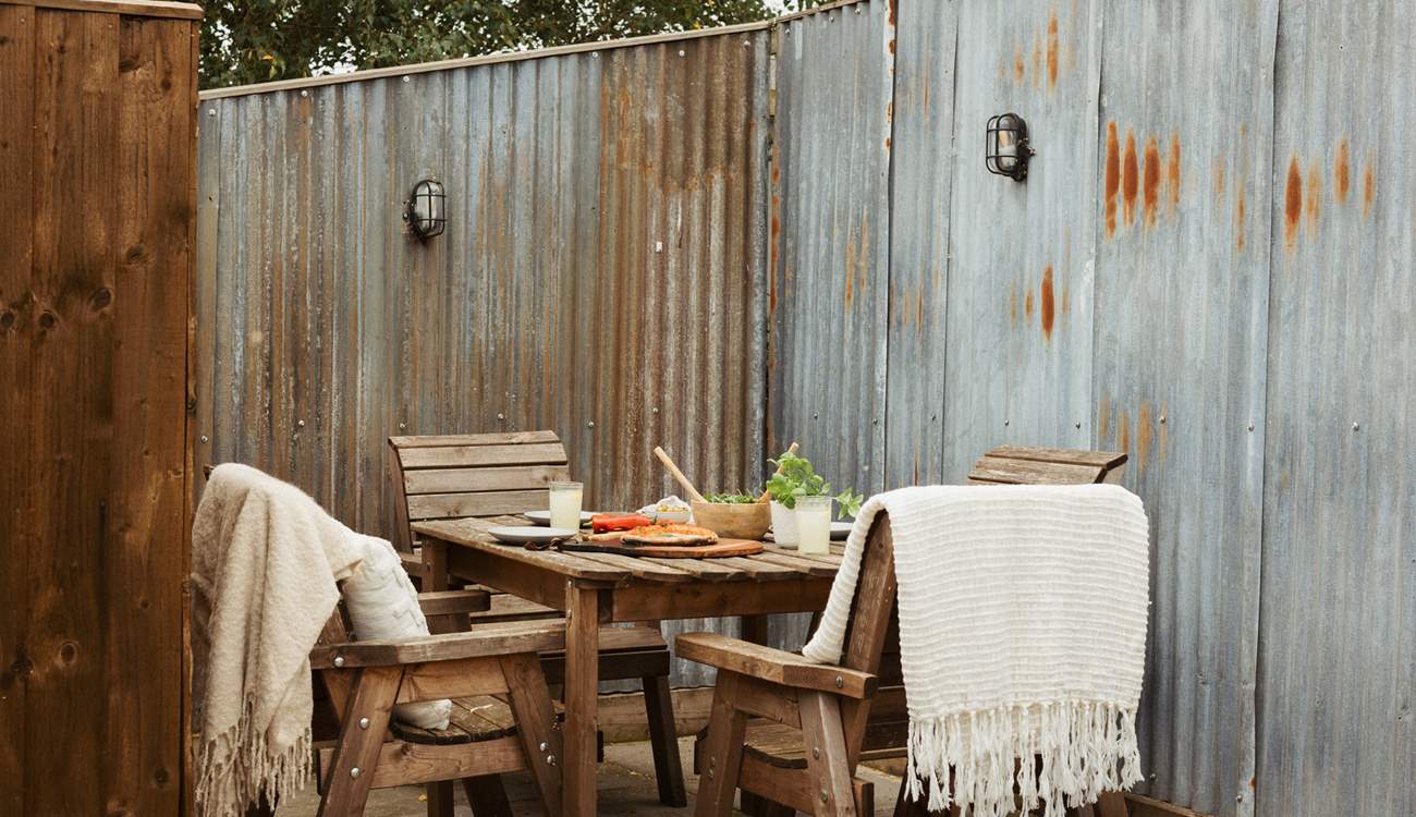 And enjoy dining al fresco.