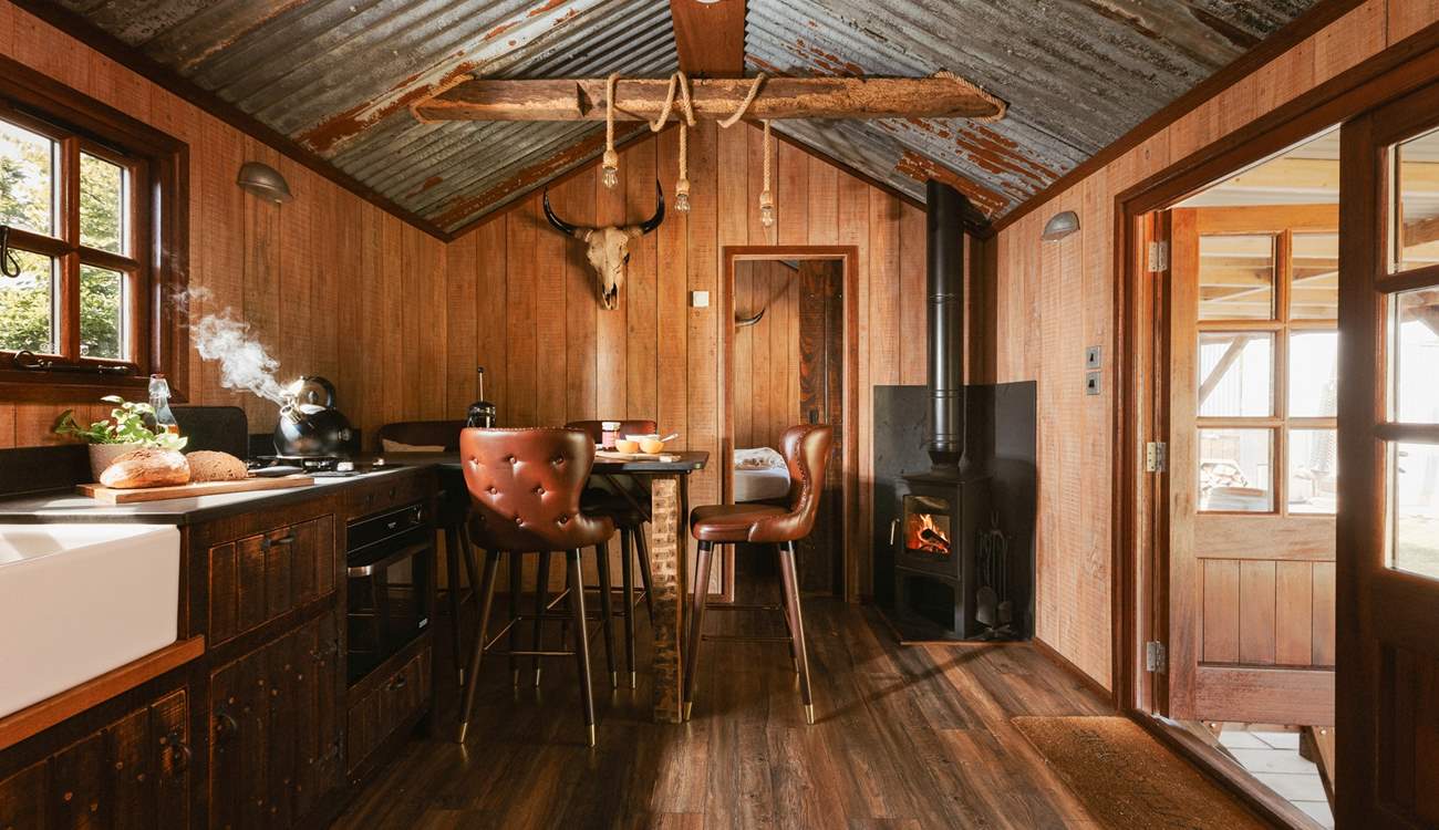 This spacious cabin is a unique family getaway.