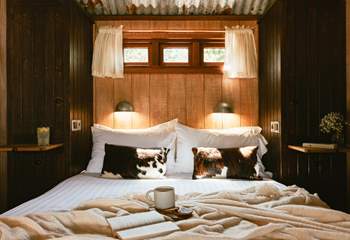 Gorgeous features run throughout this hideaway.