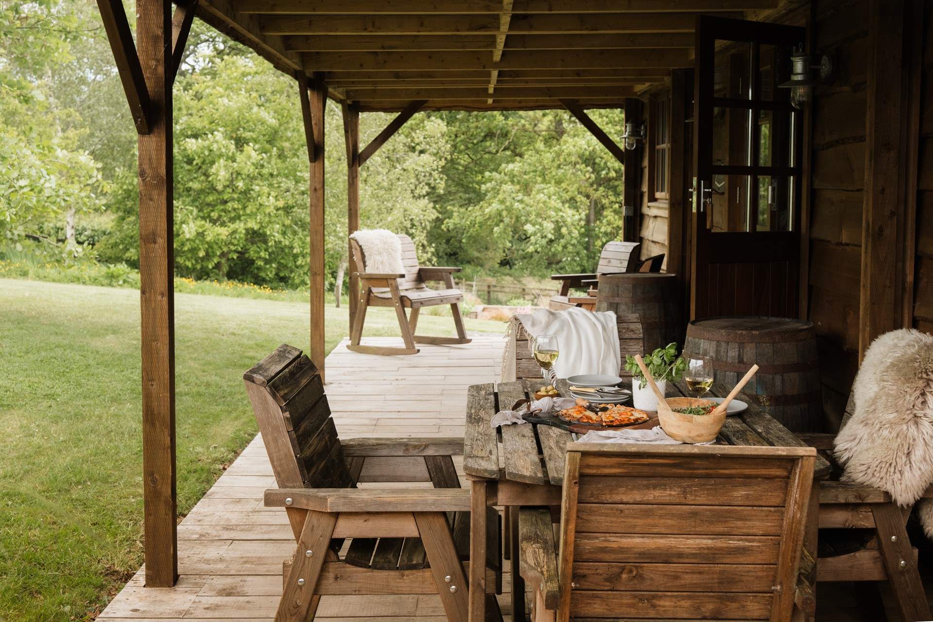 The covered decking is perfect for indoor and outdoor living. 