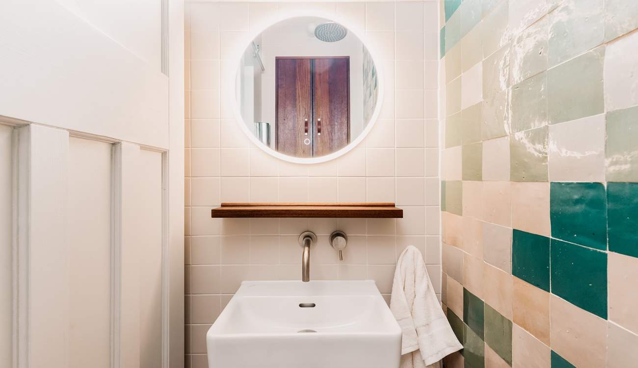 The chic style flows effortlessly into this cleverly designed space. 