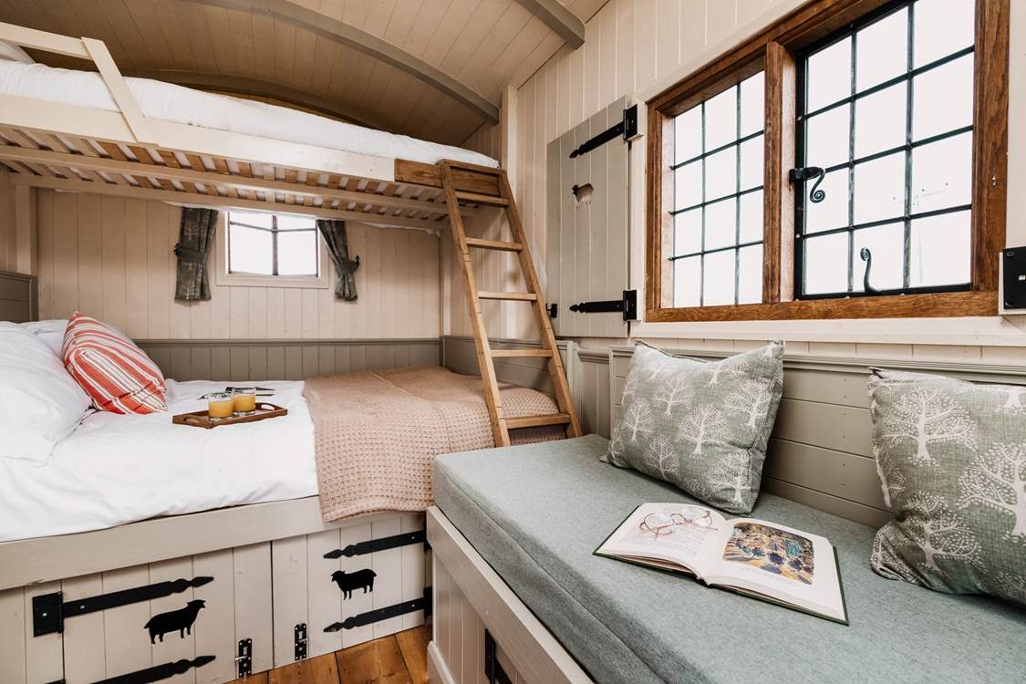 The top bunk bed and sofa can be made up as two single bed upon request.