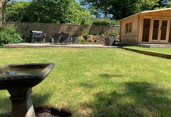 The gorgeous secluded garden is 90 yards away along a footpath and here you can relax surrounded by nature. 