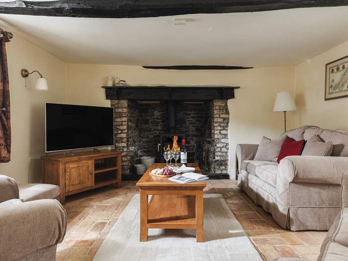 Cobble Cottage, Sleeps 5 in Bude