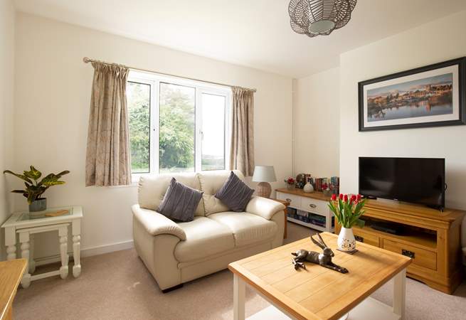 The comfortable sitting-room with Smart TV, DVD player and plenty of books and games to keep everyone entertained.