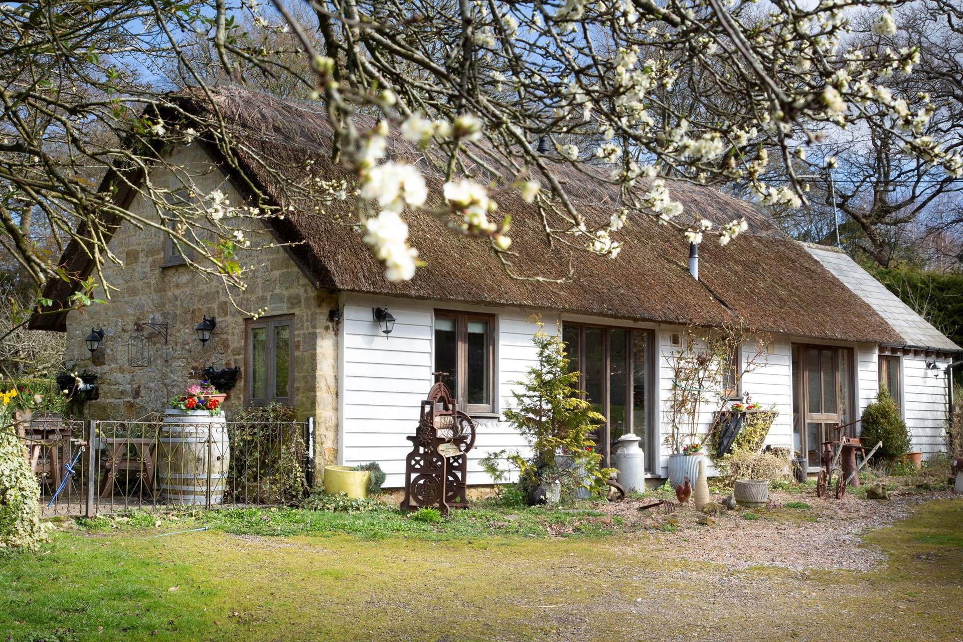 Reysons Barn is brimming with character and countryside charm.