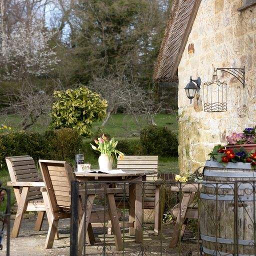 Enjoy a morning coffee, whilst planning days out here in Sussex.