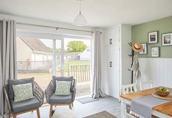 Let the fresh coastal air breeze through!