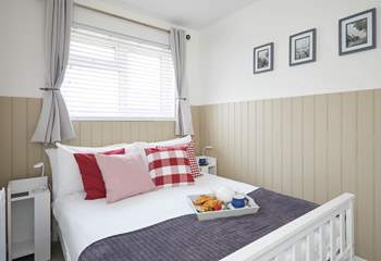 The cosy double room for a good nights sleep.