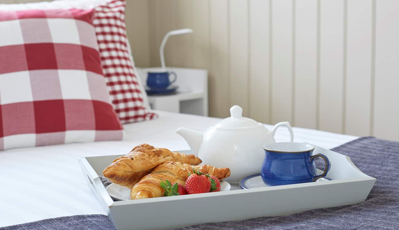 Breakfast in bed? Why not, you are on holiday!