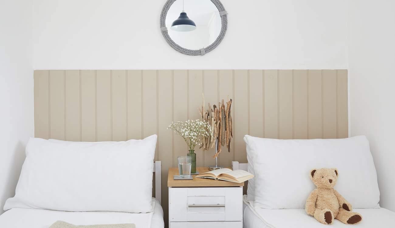 Beautiful finishing touches in the twin bedroom. 