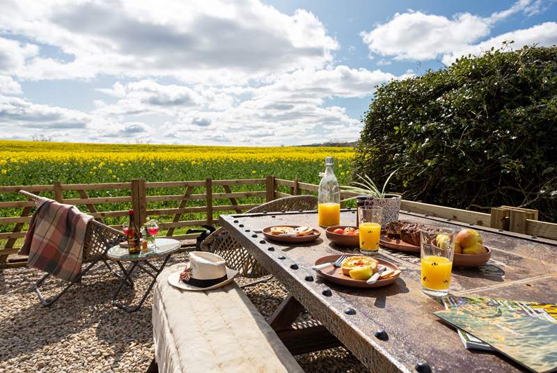 When the sun shines there's nowhere better for al fresco dining. 