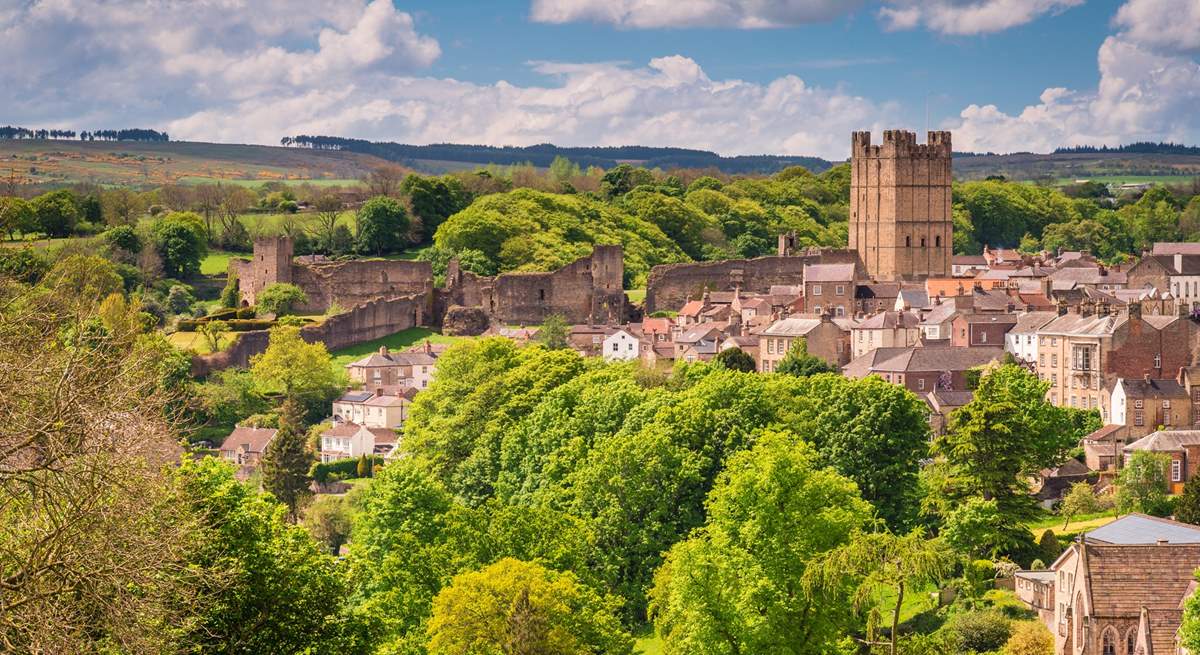 Sammi's Freight is nestled close to the beautiful market town of Richmond, known as the gateway to the Yorkshire Dales. 