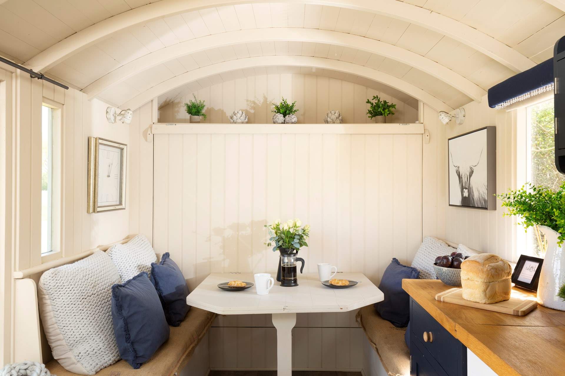 Idyllic mornings listening to birdsong await...