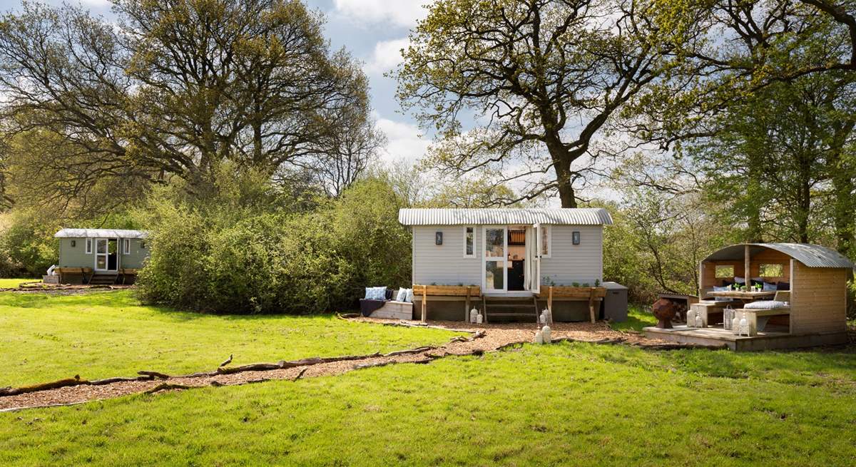 There is one other shepherd's hut on site - a lovely solution if you are wishing to get away with friends, but with your own private areas to enjoy. 